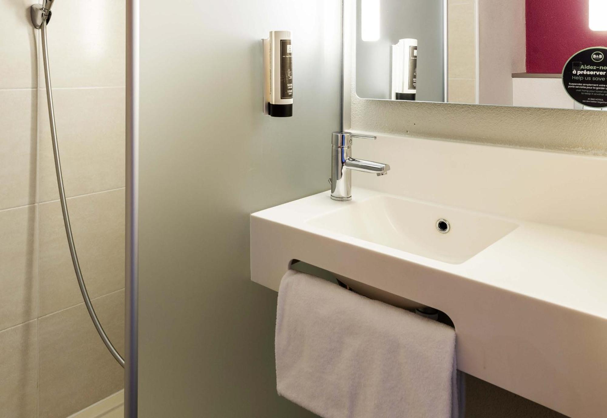 Castres Centre Gambetta Hotel 2*
