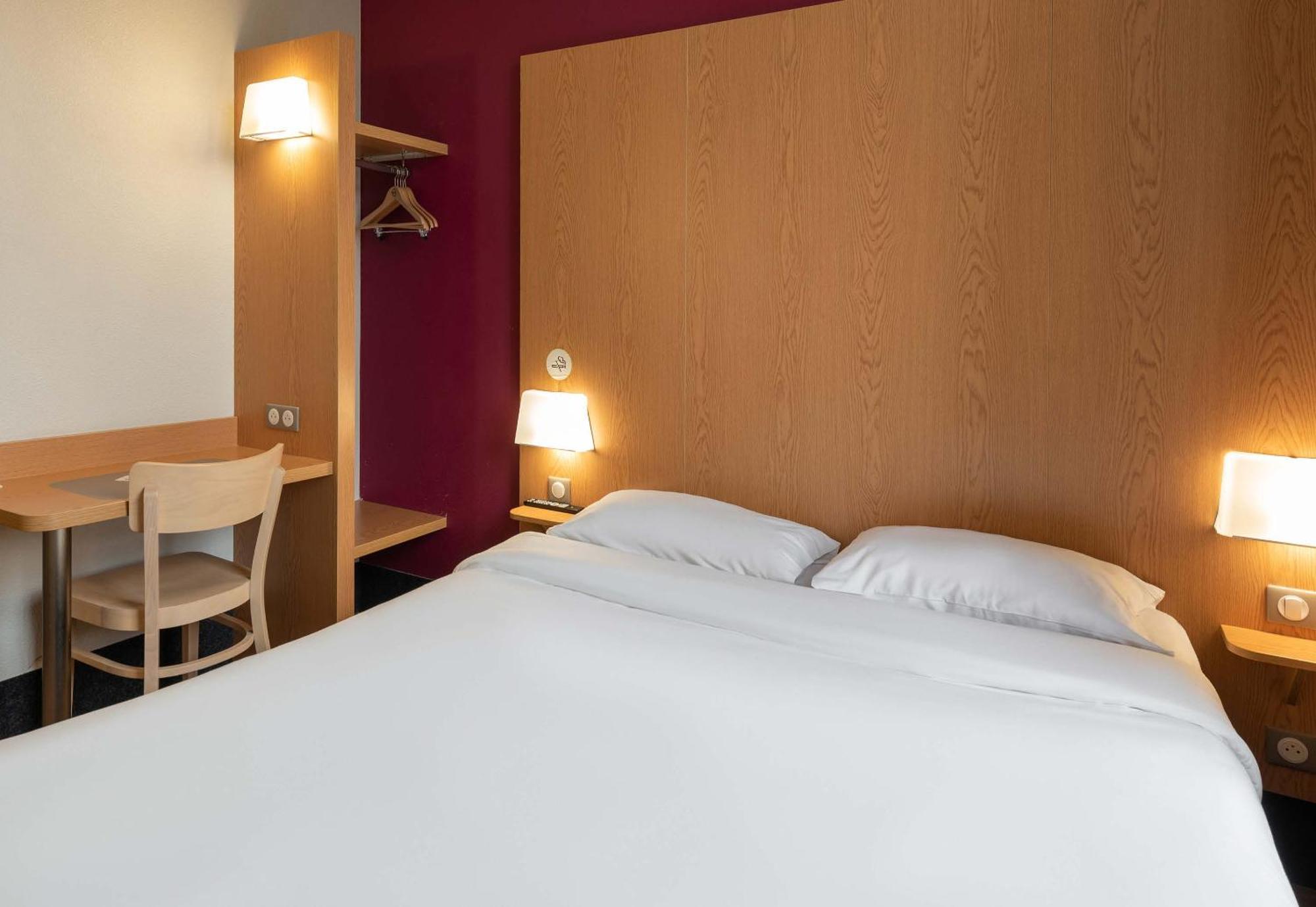 Hotel Castres Centre Gambetta 2*